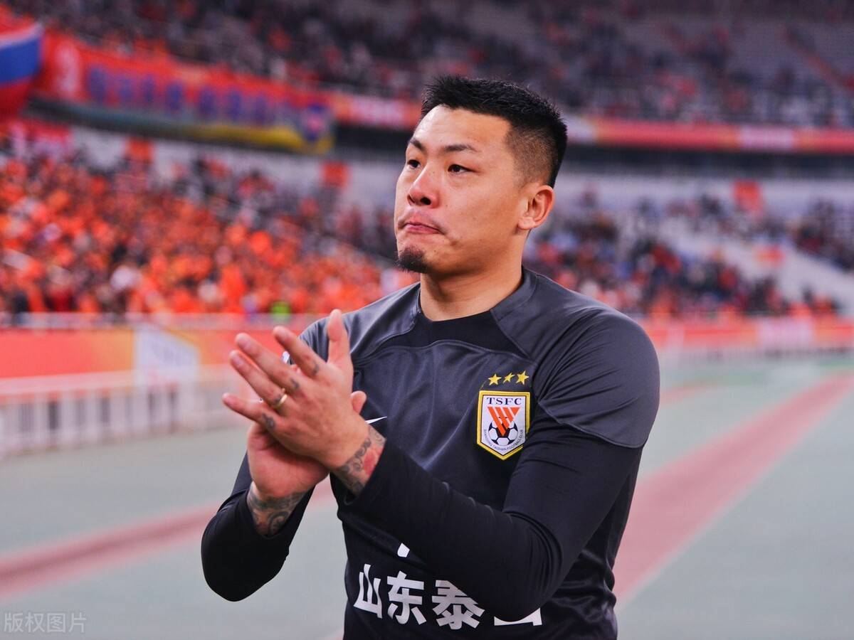 九游网页版入口 -wps文档末段后空白多下一段不接上